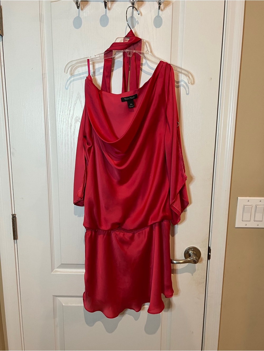 White House Black Market Red One-Shoulder Satin Dress - Picture 5 of 13